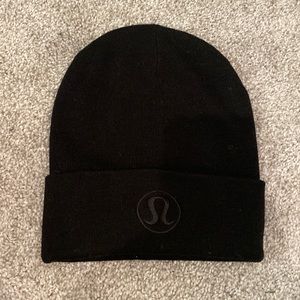 Never worn Lululemon beanie
